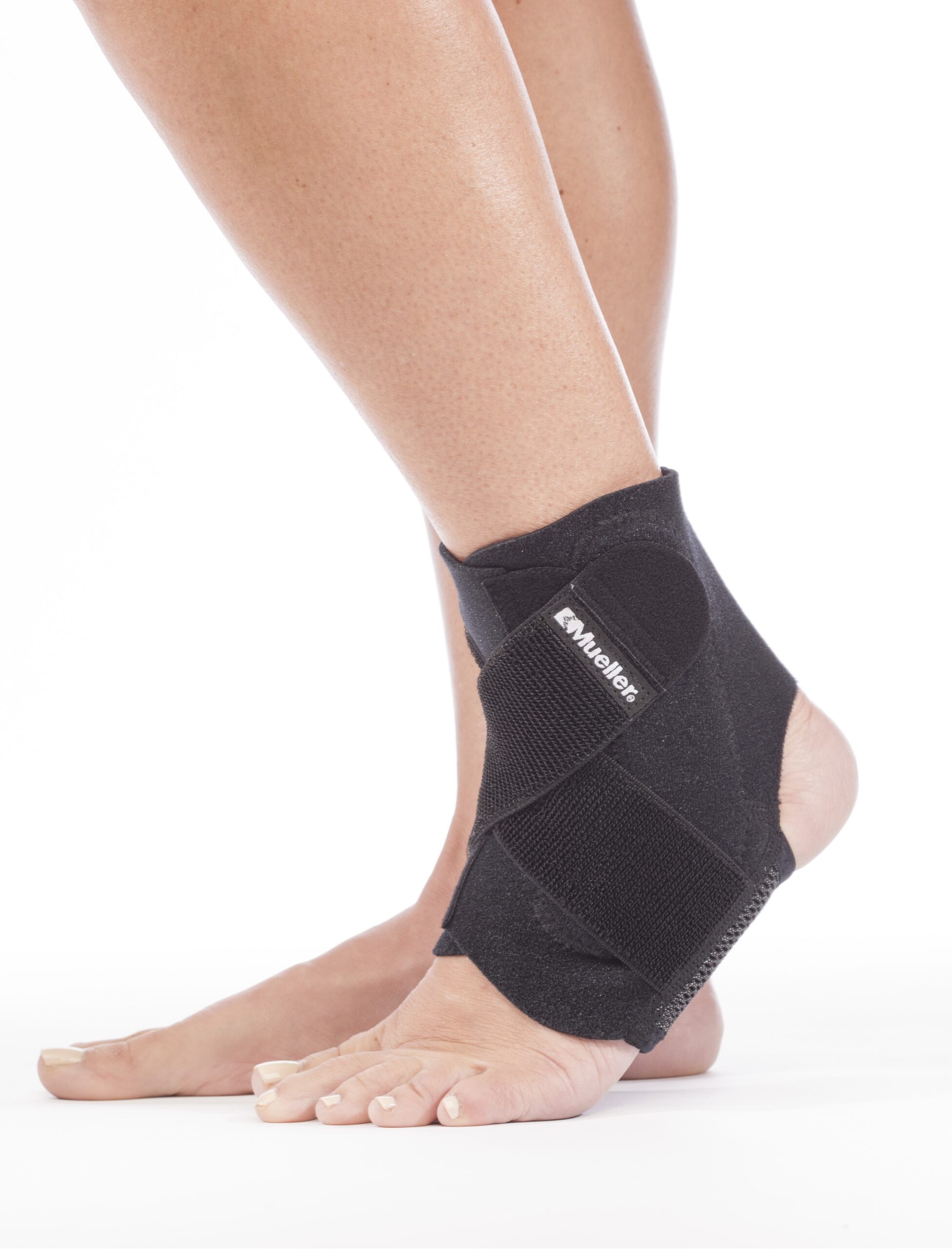 Mueller Adjustable Ankle Stabilizer, Maximum Support, Model 6518 One Size - 1.0 Ea