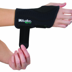 Mueller Green Fitted Wrist Brace, Maximum Support, Right S/m – 1.0 Ea Supports And Braces
