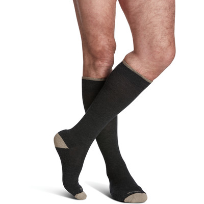 Merino Outdoor 421cs12 15-20mmhg Closed Toe, Calf Socks - Charcoal, Small - Image 4