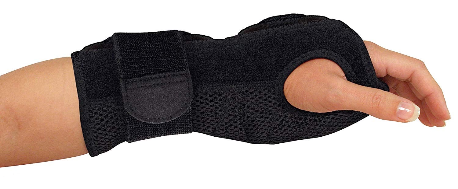 Mueller Night Support Wrist Brace Maximum Support Level One Size 1 Each by Mueller Sport Care