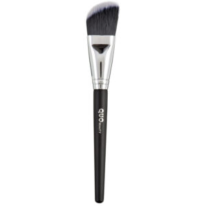 Quo Beauty Angled Foundation Brush