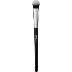Quo Beauty Angled Concealer Brush - Recyclable Packaging