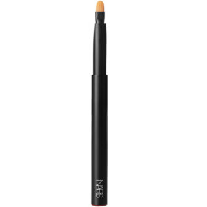 NARS #30 Precision Lip Brush - Expertly Crafted for Perfect Lip Application