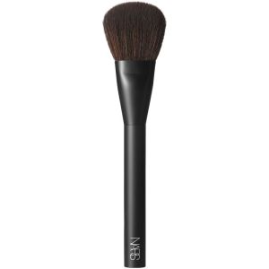 NARS #16 Blush Brush - Expertly Crafted for Effortless Application