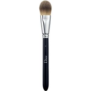 Dior Backstage Light Coverage Fluid Foundation Brush N 11 - Perfect Makeup Application