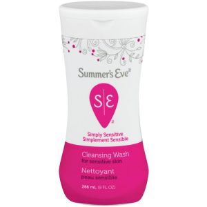 Summer's Eve Sensitive Skin Cleansing Wash 266 mL