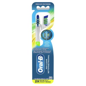Oral-B CrossAction Max Clean Manual Toothbrush