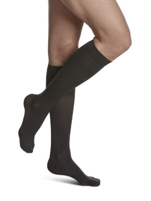 Sigvaris 842cmsw91 Knee High 20-30 Women's Graphite 1 Pair