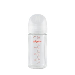 Pigeon Glass Bottle 8 oz With Medium Nipple 3M+ 1 Pack